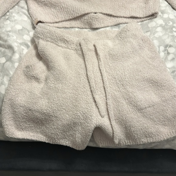 CozyChic Bell Sleeve Hoodie & Shorts set - Picture 3 of 5